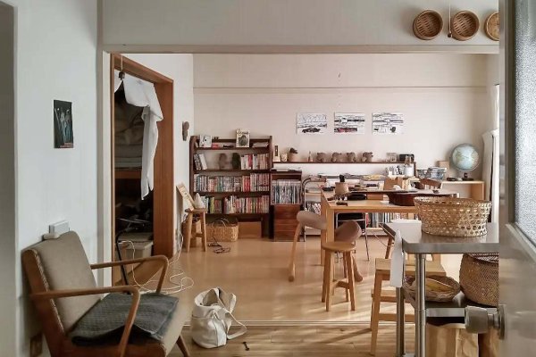 From the most simplistic approach to recycling and collection control! 3 things to keep things intact even if the items are piled up