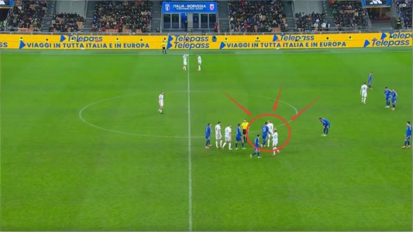 👹The devil’s butt cannot be touched! Haaland was scolded after being touched by Mancini, but Donnarumma broke up the fight